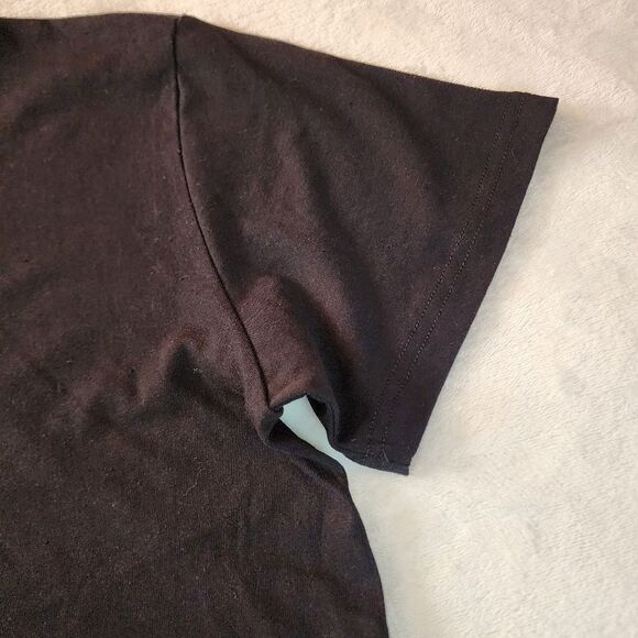 Taylor Swift Reputation Black Tshirt With Graphic Size Large - Picture 3 of 6